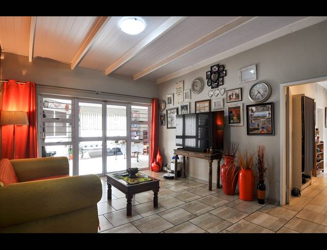 5 BEDROOM HOUSE FOR SALE IN SASOLBURG EXT 23